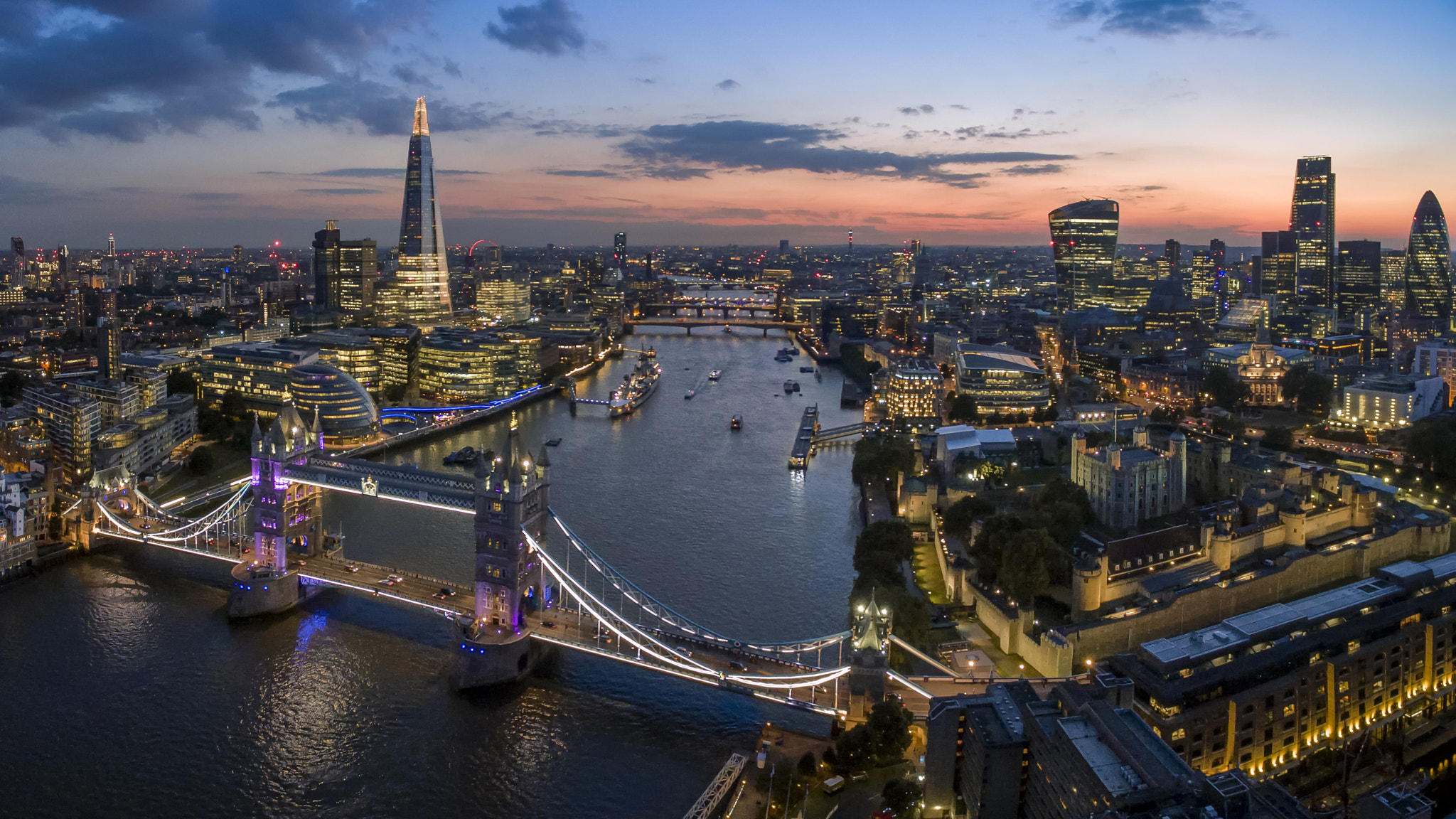 London, United Kingdom Hero Image