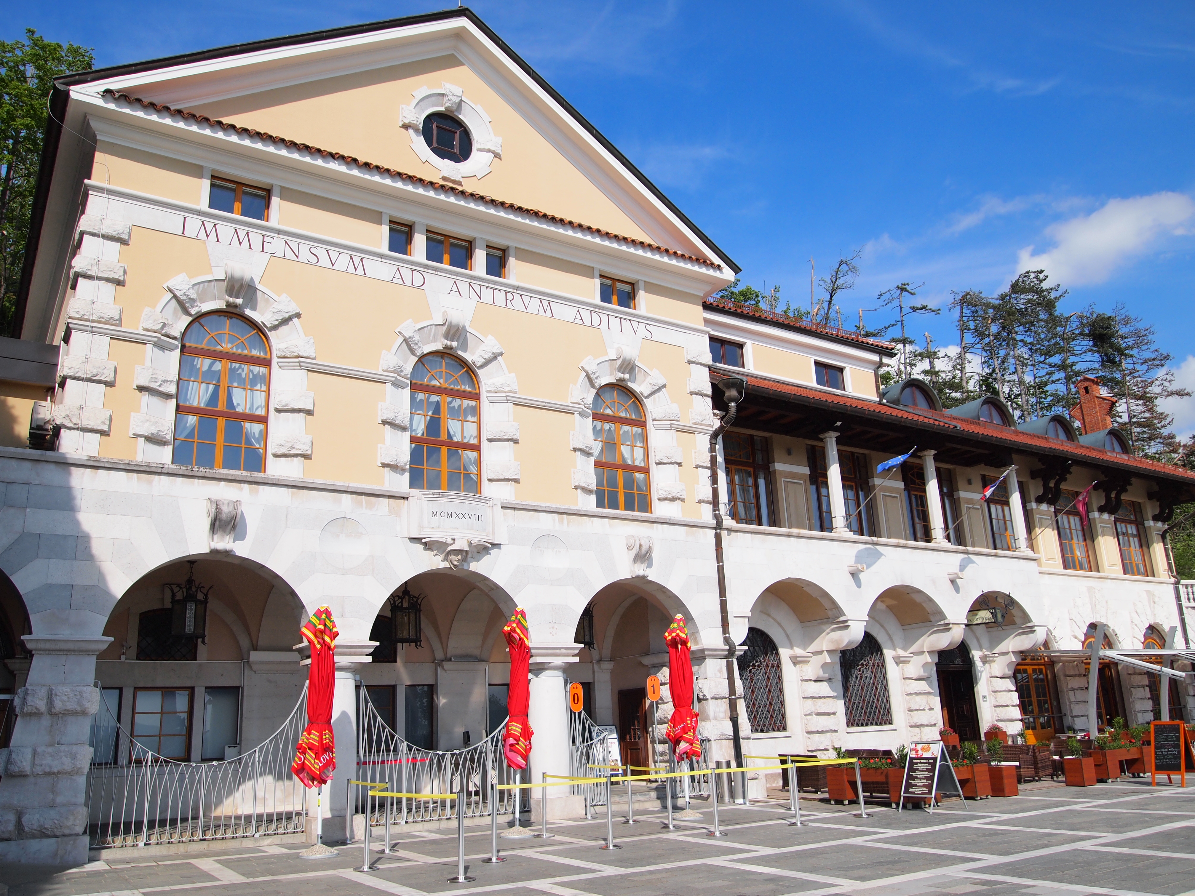 Postojna