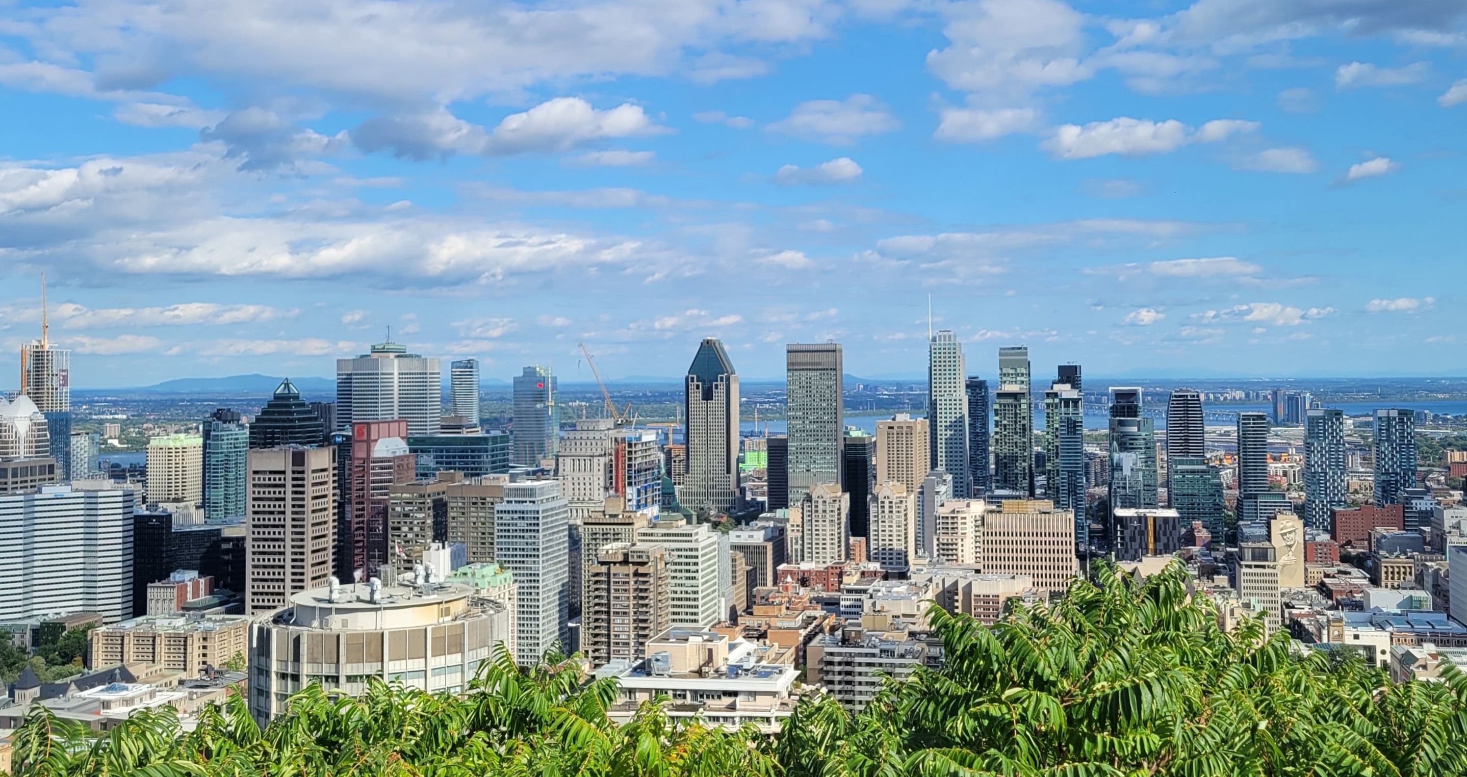 Montréal, Canada Hero Image