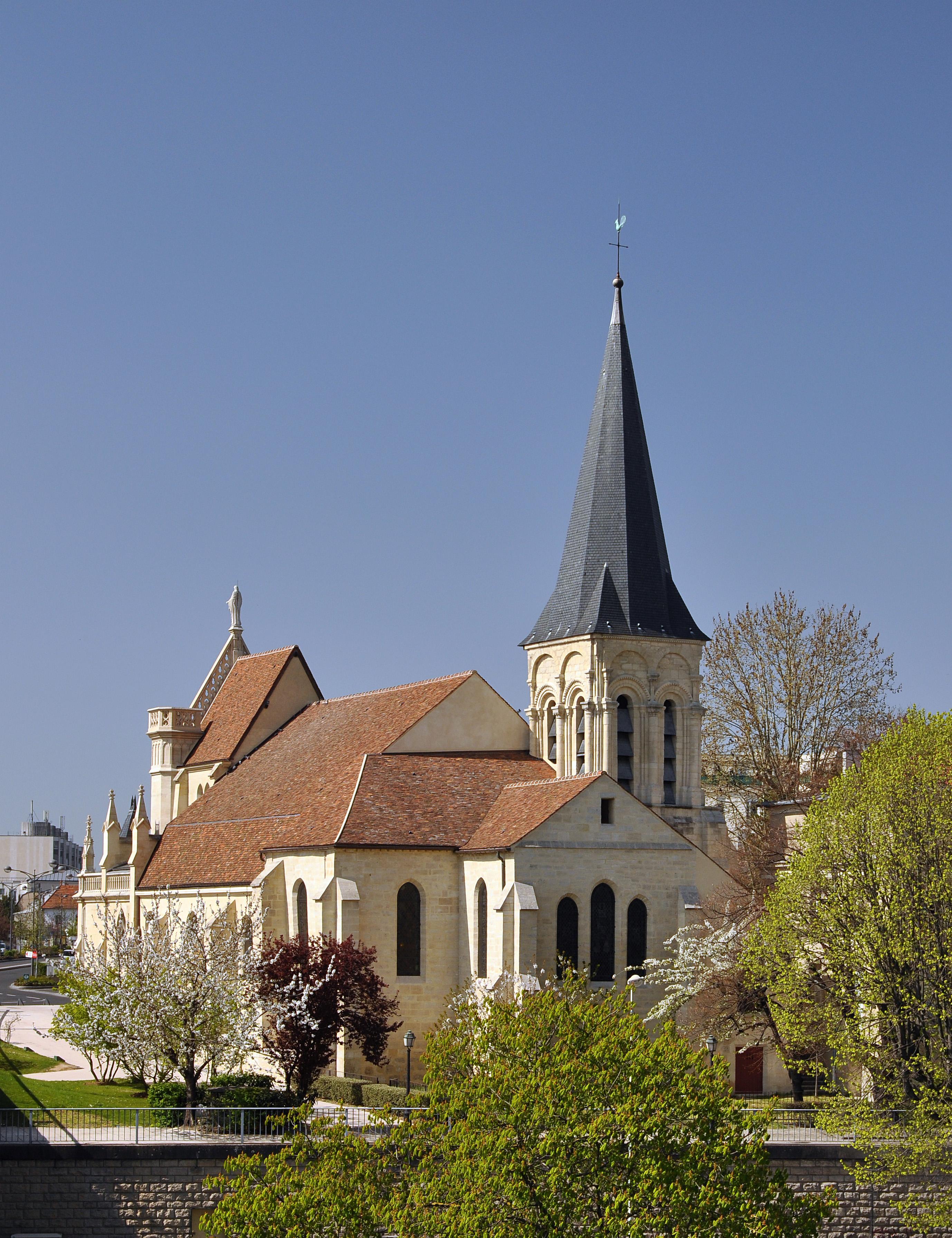 Chatou, France Hero Image