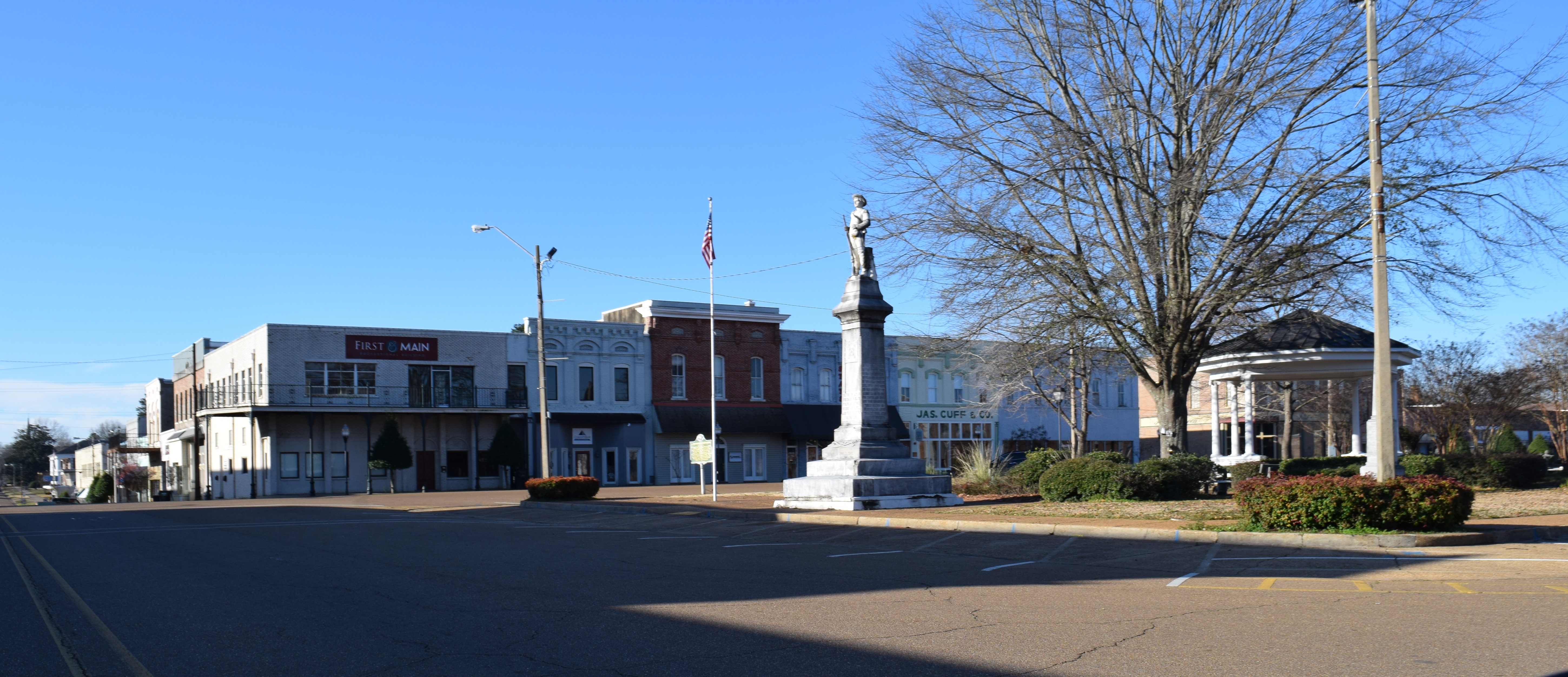 Grenada, MS, United States Hero Image