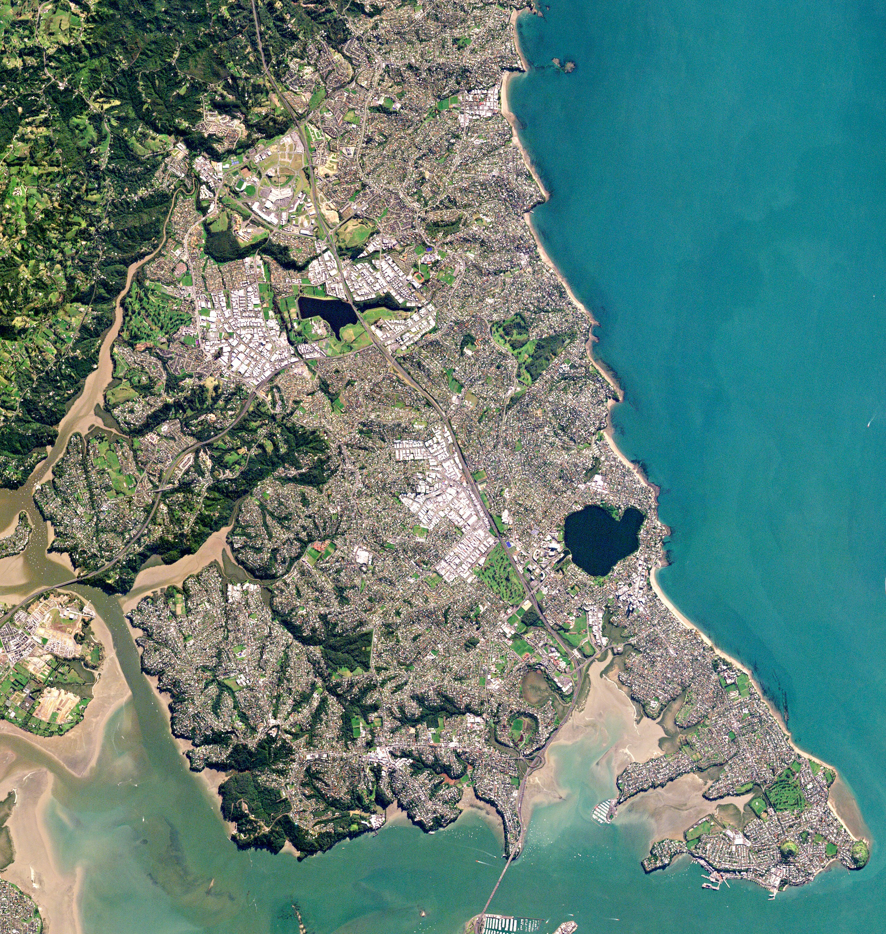 North Shore, New Zealand Hero Image