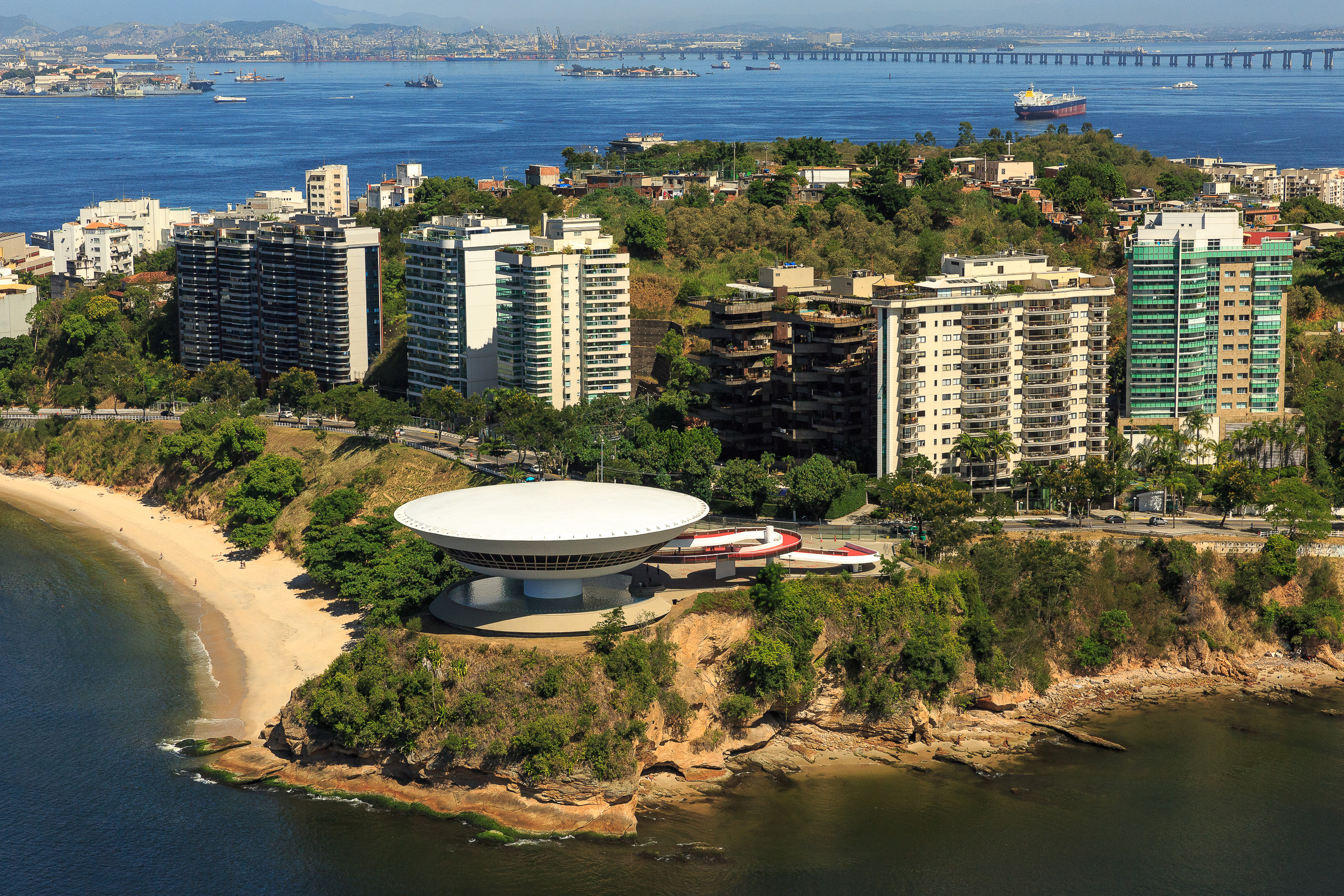 Niterói, Brazil Hero Image