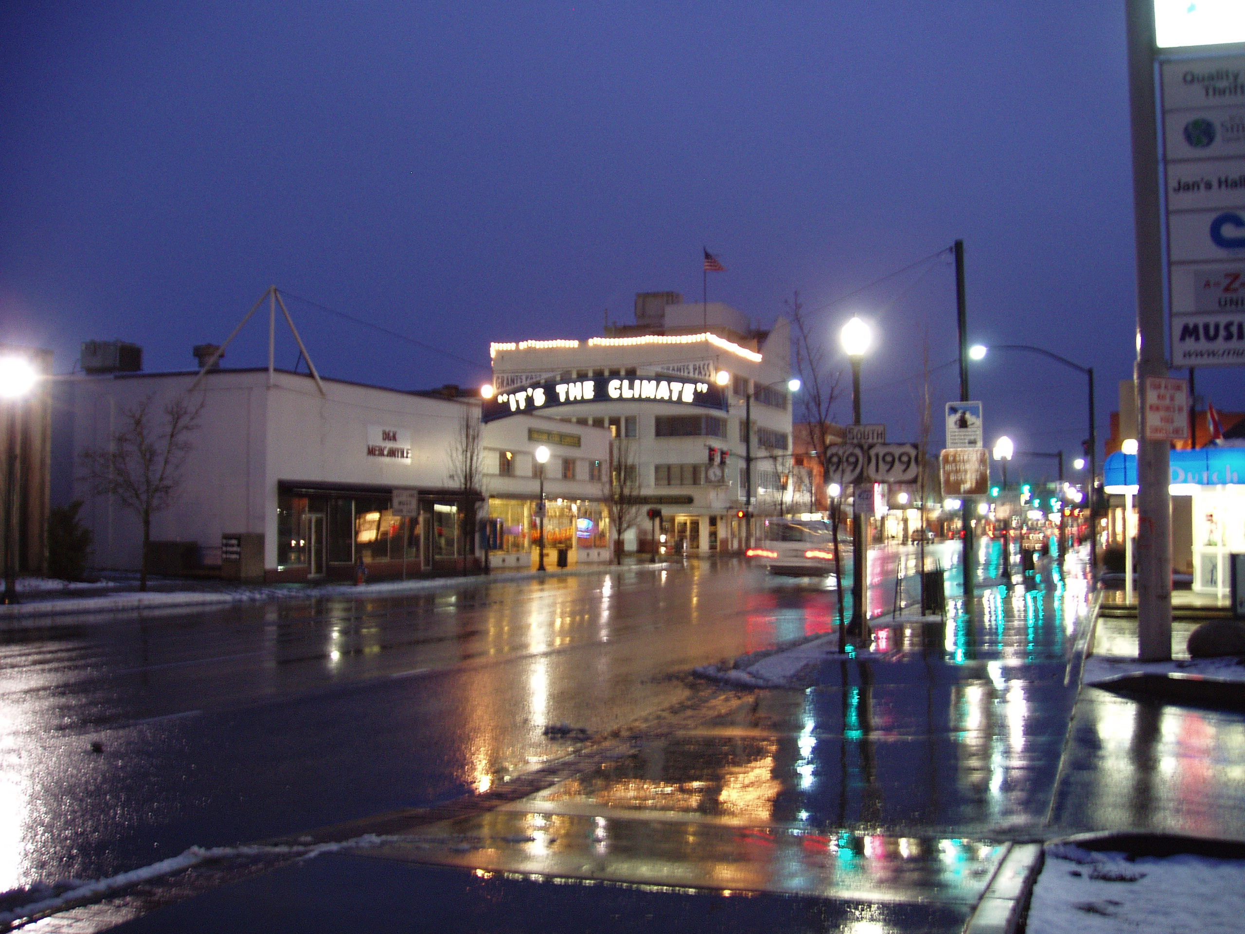 Grants Pass, OR, United States Hero Image