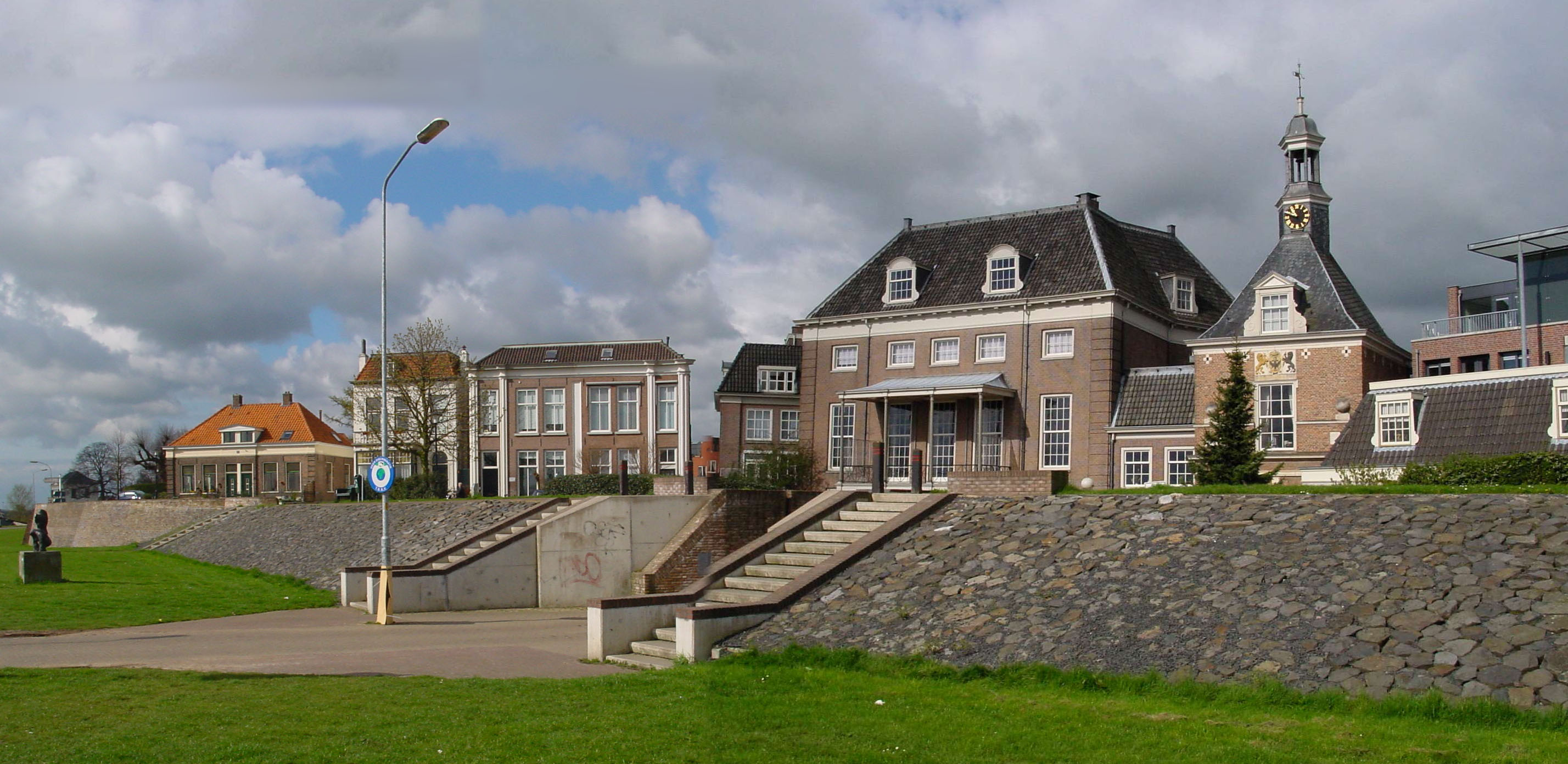 Tiel, Netherlands Hero Image