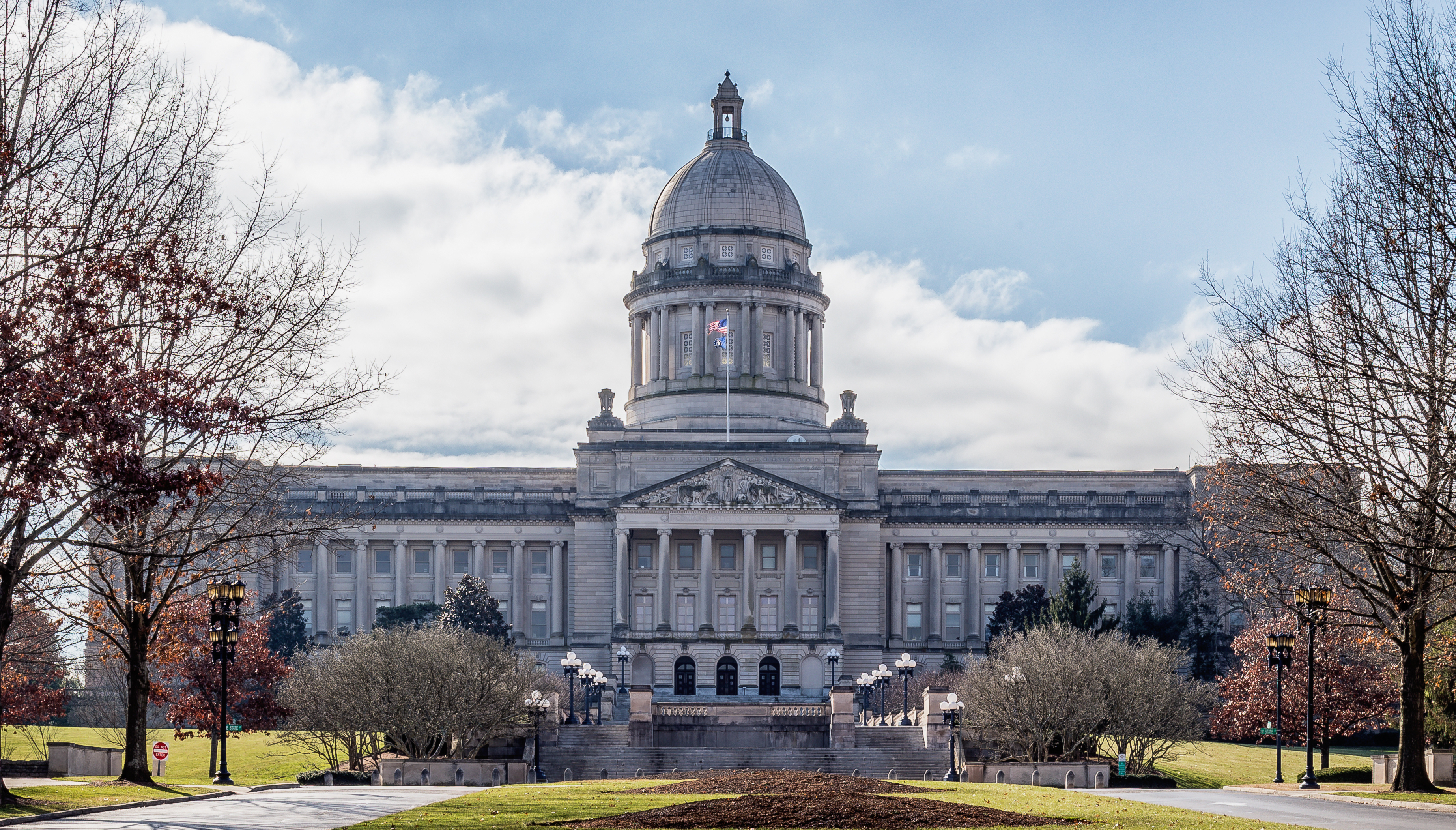 Frankfort, KY, United States Hero Image