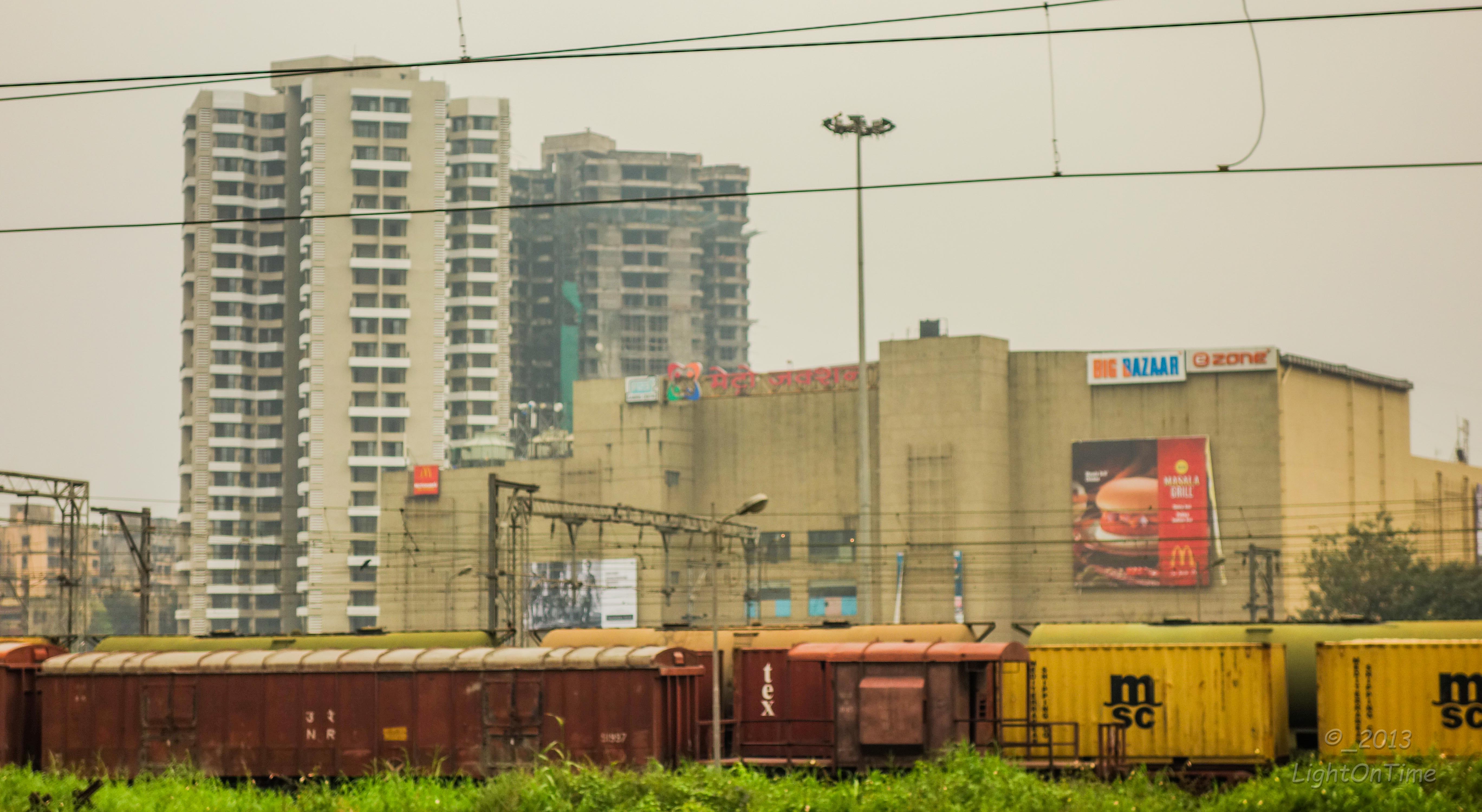 Kalyan, India Hero Image