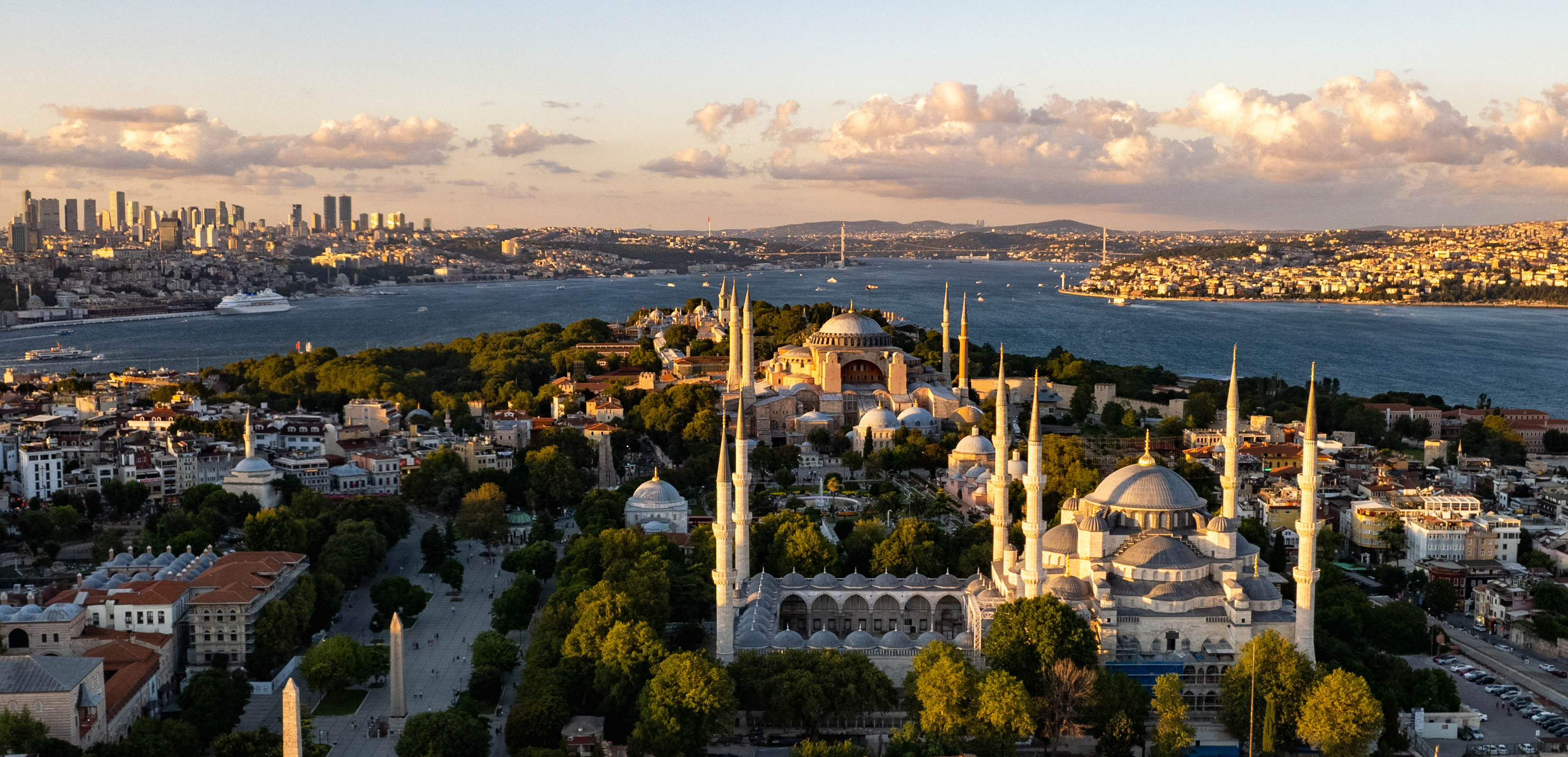 Istanbul, Turkey Hero Image